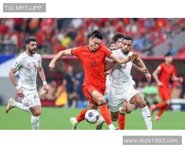 国足与韩国激战全场球迷齐声合唱展现团结与激情