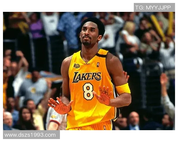 科比名人堂荣耀时刻回顾与传奇生涯的深刻影响分析