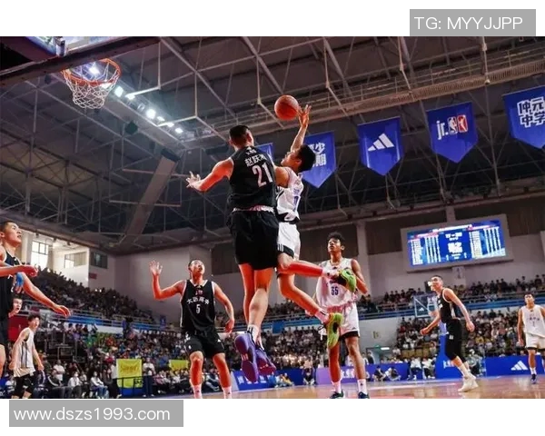 星锐赛激战正酣新星崛起引领未来篮球风潮与热血青春的碰撞